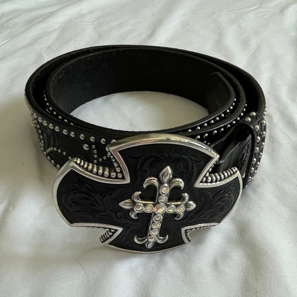 Women’s black belt - Picture 1 of 2